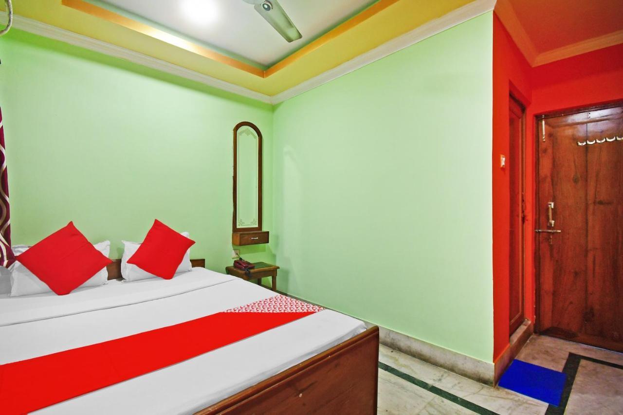 Oyo 85829 Max International Hotel Kalkutta Kültér fotó